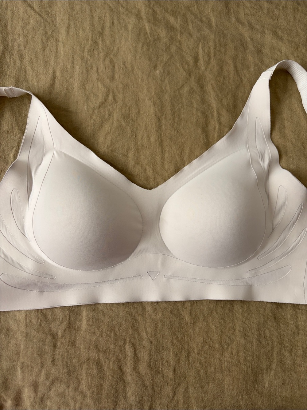 Seamless one Black and one beige Sculpting T-Shirt Bras - Women Intimates